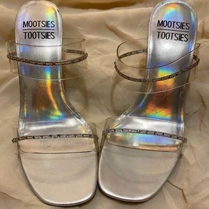 SOLD - Vintage Mootsies Tootsies Iridescent Heels